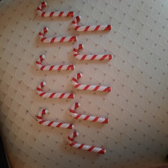 23 RED Ornaments & Two Furry Velvet Plaid Traditional Christmas Stockings - Picture 6 of 7